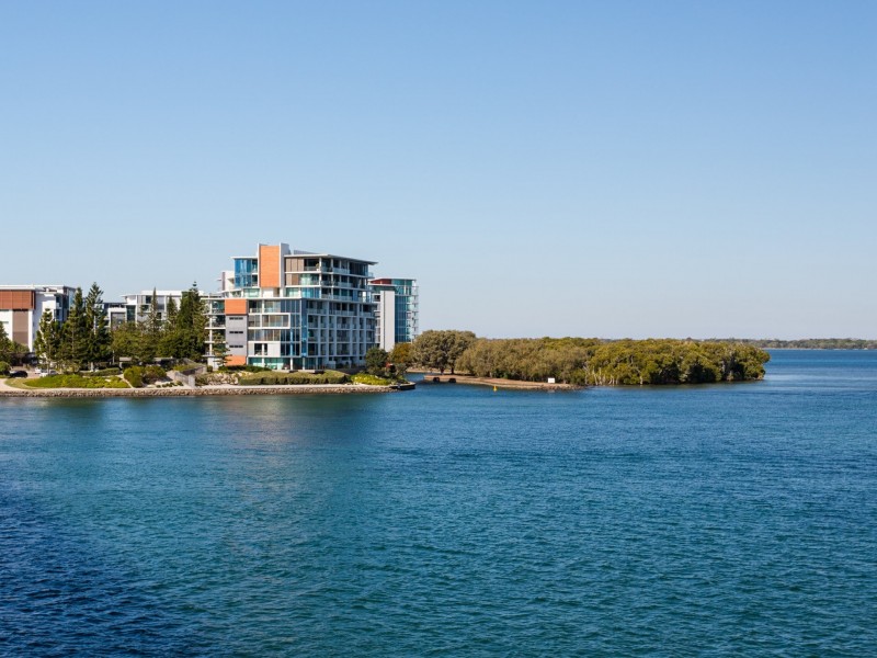 29102/2 Ephraim Island Parade, Paradise Point QLD 4216