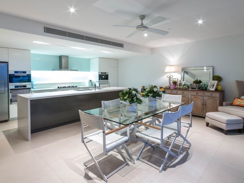 Hollywell QLD 4216