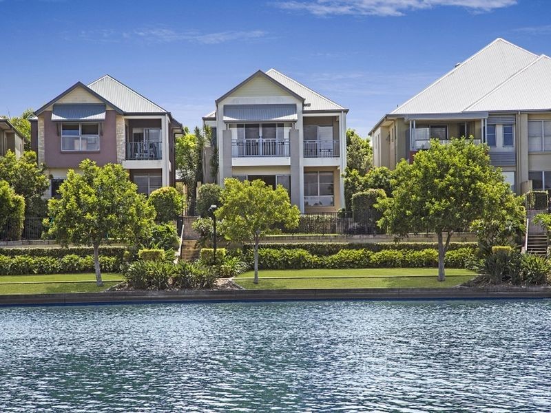 3065 Quay Drive South, Carrara QLD 4211