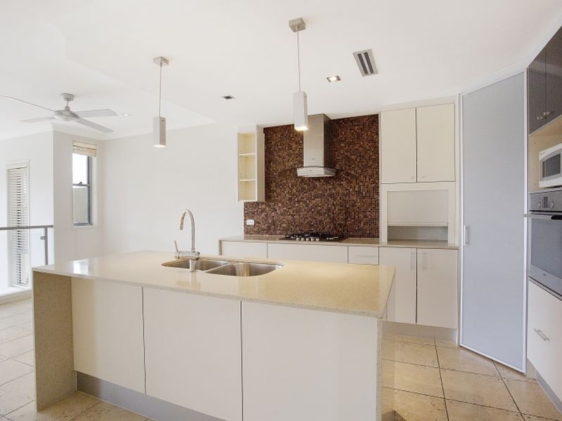 3065 Quay Drive South, Carrara QLD 4211