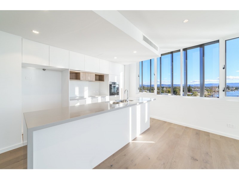 19 Cannes Avenue, Surfers Paradise QLD 4217