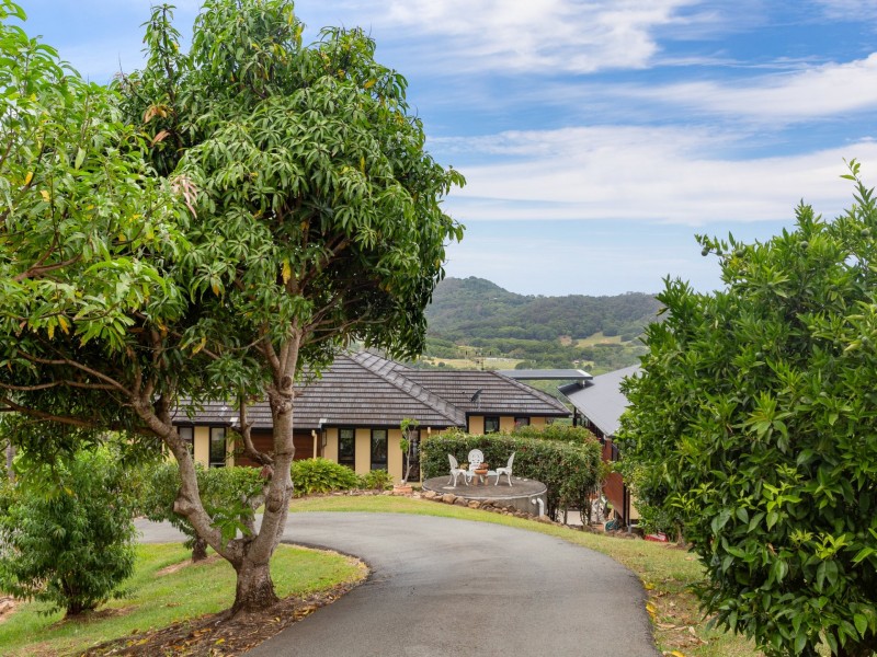 11 Denning Road, Currumbin Valley QLD 4223