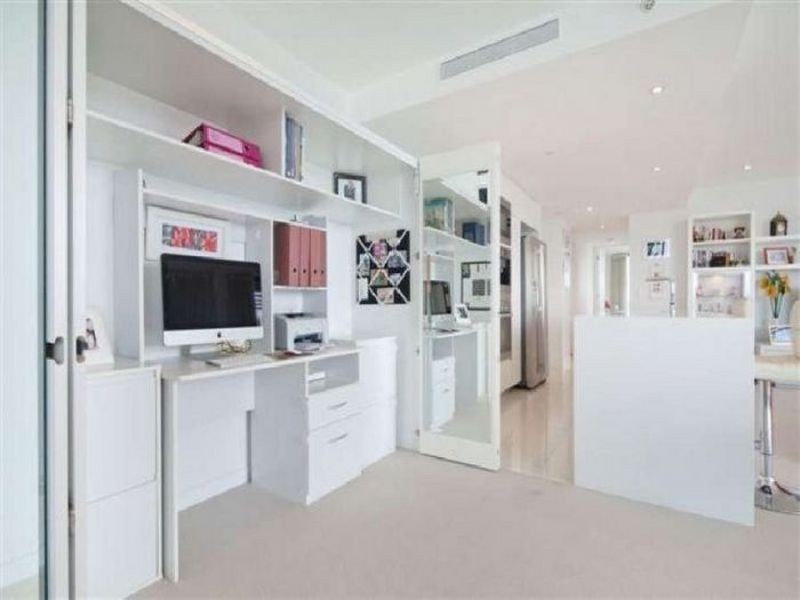 22502/4 Charles Avenue, Broadbeach QLD 4218