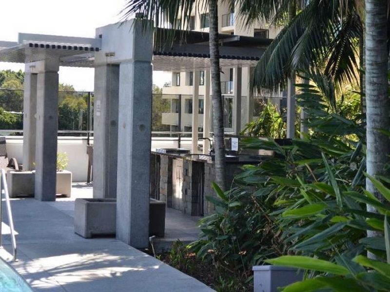 22502/4 Charles Avenue, Broadbeach QLD 4218