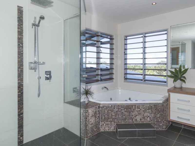 5 Milparinka Terrace, Ashmore QLD 4214