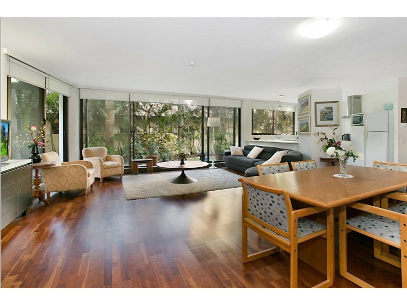 1G/18 Aubrey Street, Surfers Paradise QLD 4217