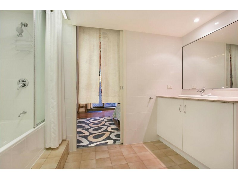 1G/18 Aubrey Street, Surfers Paradise QLD 4217