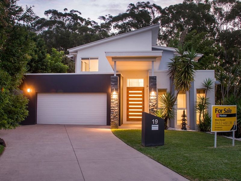 19 Auriga Court, Robina QLD 4226