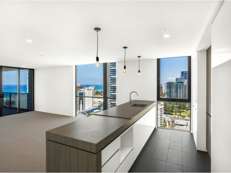 31 Queensland Avenue, Broadbeach QLD 4218
