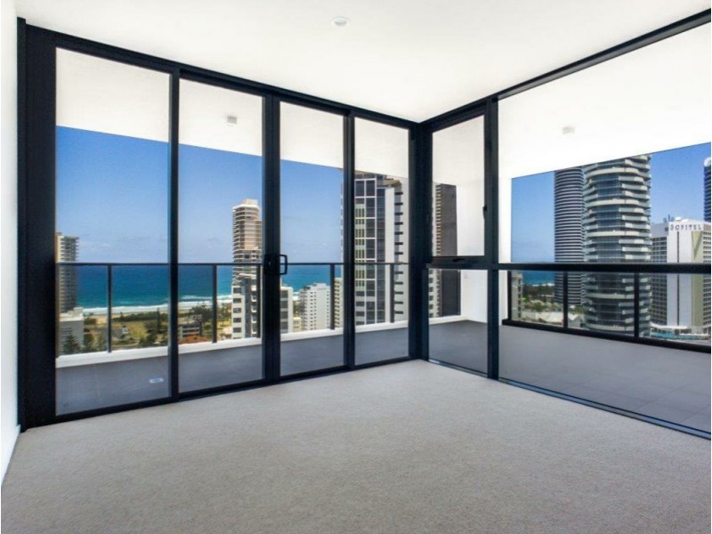 31 Queensland Avenue, Broadbeach QLD 4218