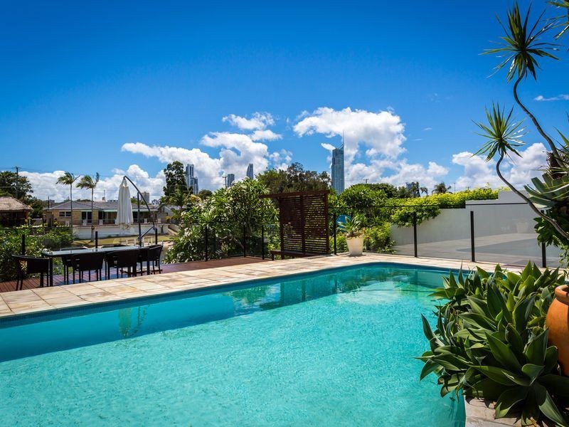 27 Rapallo Avenue, Surfers Paradise QLD 4217