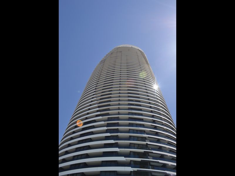 4-26 Charles Ave – High Floor Oracle, Broadbeach QLD 4218