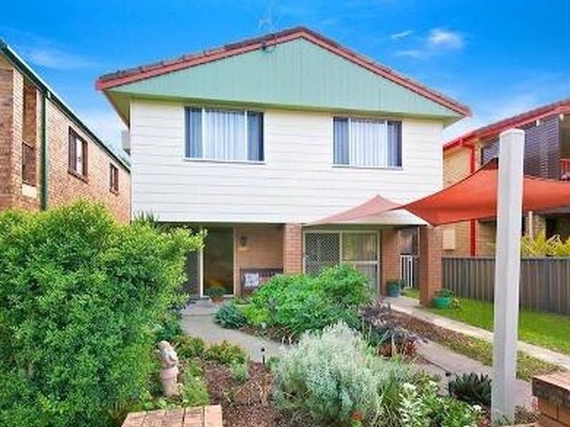 17 Glenelg Avenue, Mermaid Beach QLD 4218