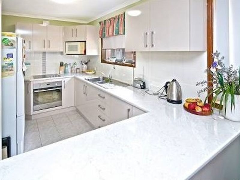 17 Glenelg Avenue, Mermaid Beach QLD 4218