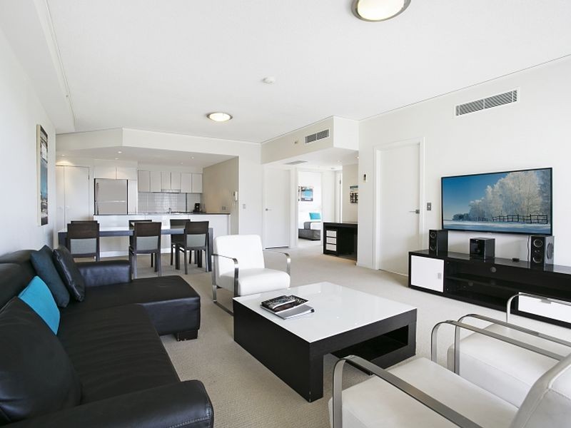 801/22 Surf Parade, Broadbeach QLD 4218