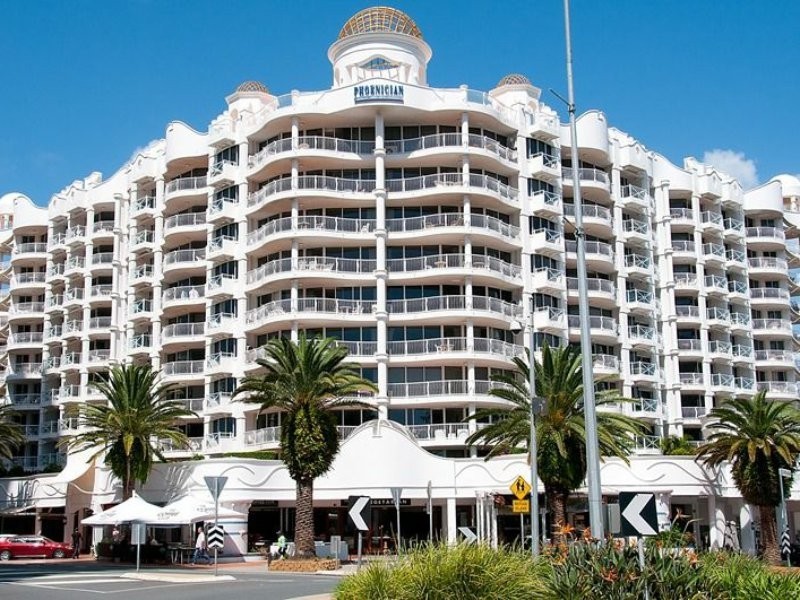 1111/24 Queensland Avenue, Broadbeach QLD 4218