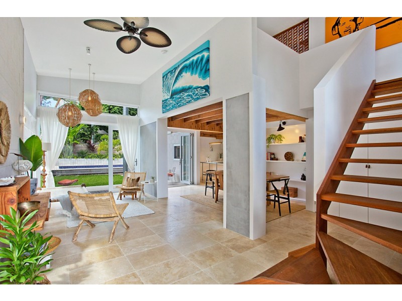 71 Petrel Avenue, Mermaid Beach QLD 4218