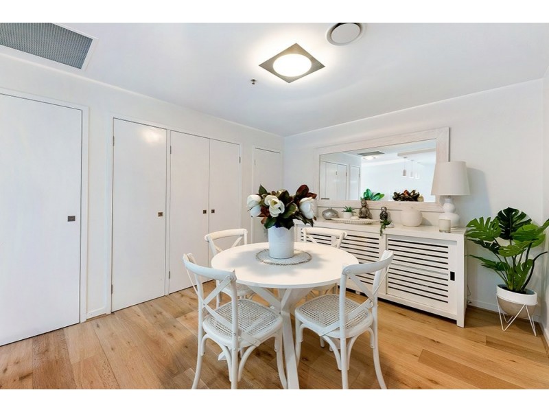 2318/33 T E Peters Drive, Broadbeach Waters QLD 4218