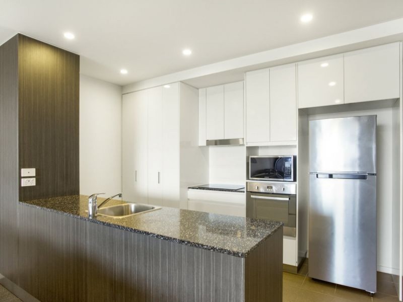 91/2729-2733 Gold Coast Highway, Broadbeach QLD 4218