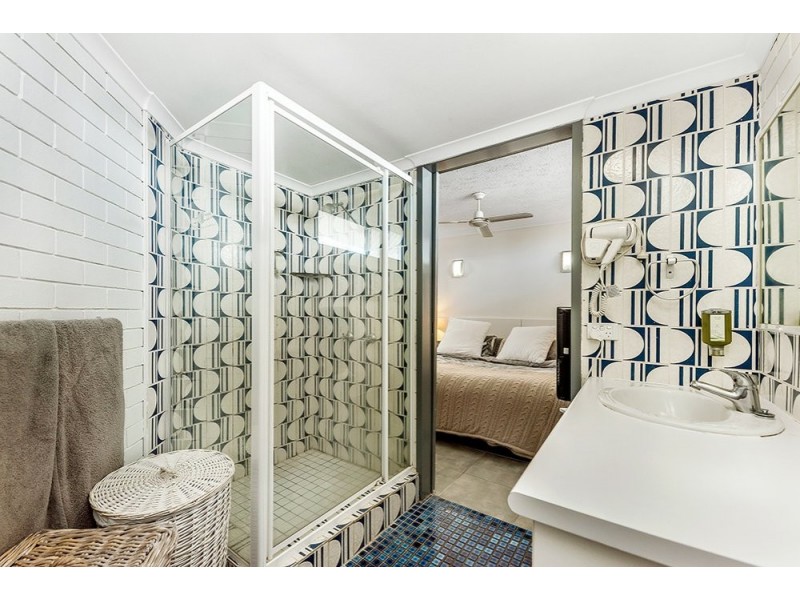 604/40 Surf Parade, Broadbeach QLD 4218
