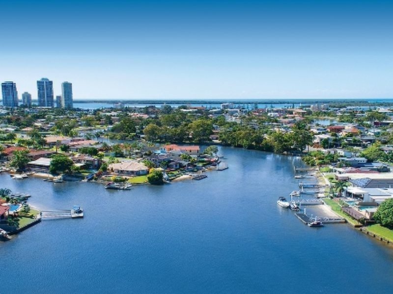 WATERPOINT 5 Harbour Side Court, Biggera Waters QLD 4216