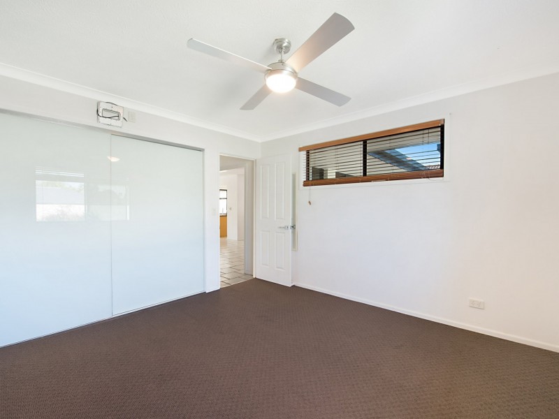 6 Tiwi Street, Sorrento QLD 4217