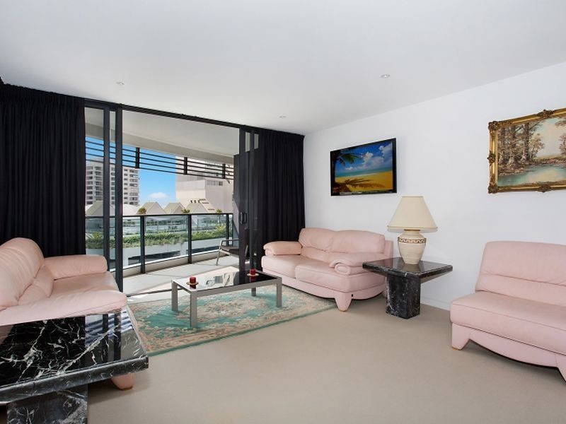 701/1 Oracle Boulevard, Broadbeach QLD 4218