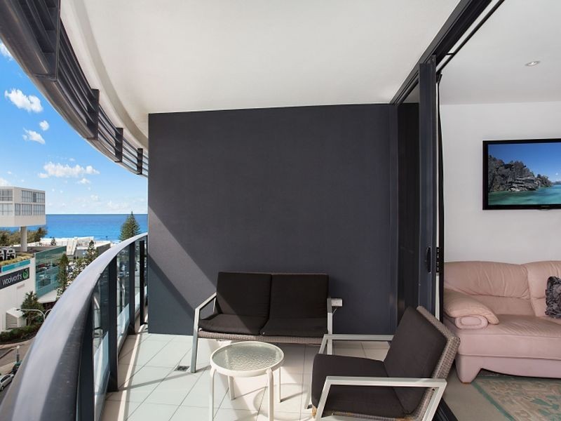 701/1 Oracle Boulevard, Broadbeach QLD 4218