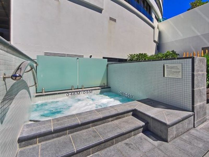 701/1 Oracle Boulevard, Broadbeach QLD 4218