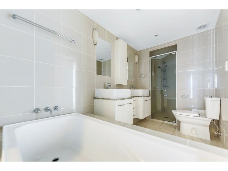 11/19 Mermaid Avenue, Mermaid Beach QLD 4218