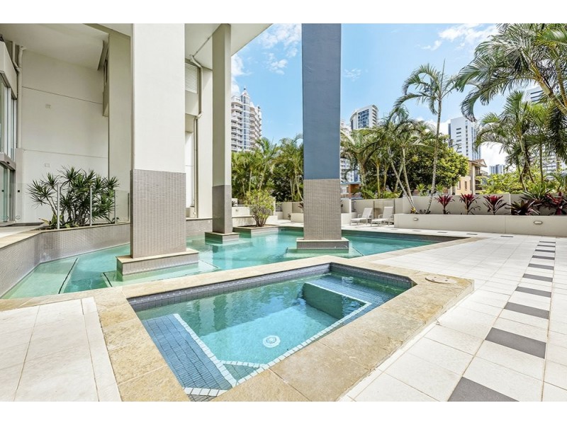 11/19 Mermaid Avenue, Mermaid Beach QLD 4218