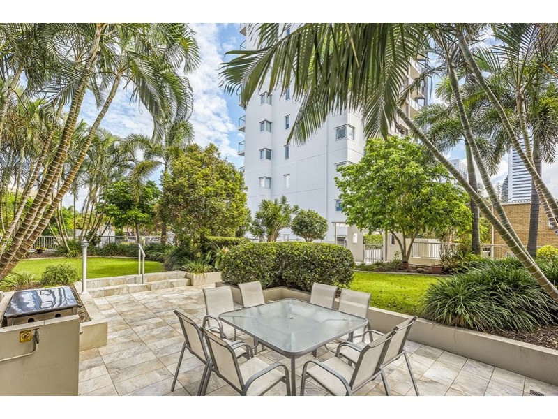 11/19 Mermaid Avenue, Mermaid Beach QLD 4218