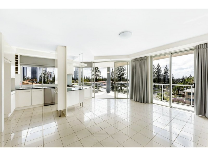 11/19 Mermaid Avenue, Mermaid Beach QLD 4218