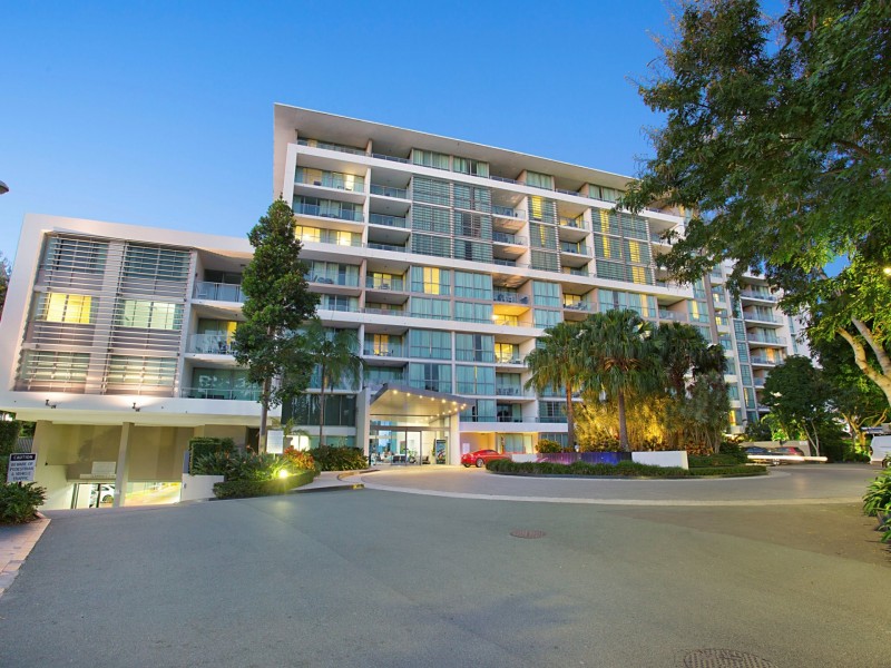 2804/33 T E Peters Drive, Broadbeach Waters QLD 4218