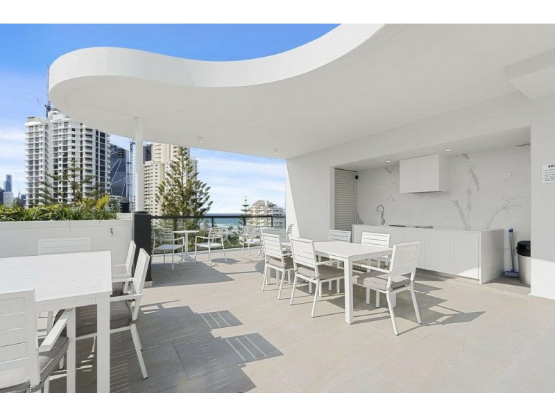 101/95 Old Burleigh Road, Broadbeach QLD 4218