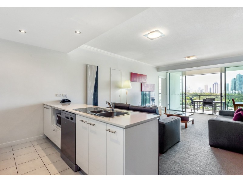 2805/33 T E Peters Drive, Broadbeach Waters QLD 4218