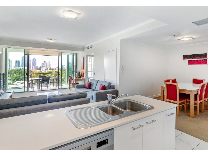 2805/33 T E Peters Drive, Broadbeach Waters QLD 4218