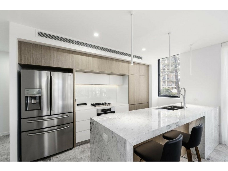 101/95 Old Burleigh Road, Broadbeach QLD 4218