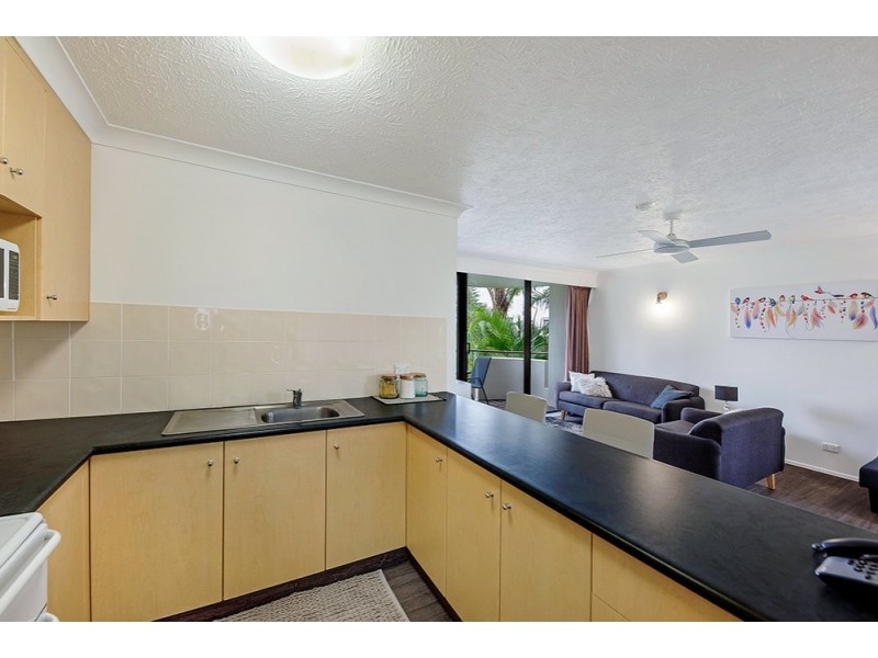 201/8 Albert Avenue, Broadbeach QLD 4218