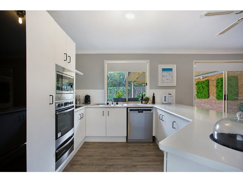 22 Misty Court, Varsity Lakes QLD 4227