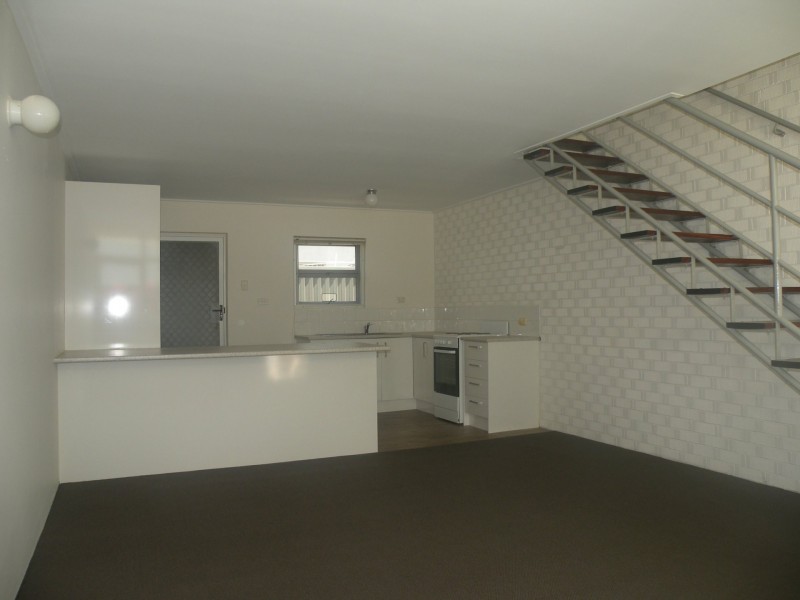 7/183 Old Burleigh Road, Broadbeach QLD 4218