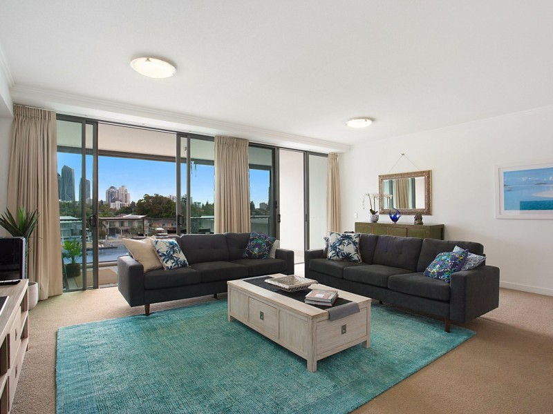 2313/33 T E Peters Drive, Broadbeach Waters QLD 4218