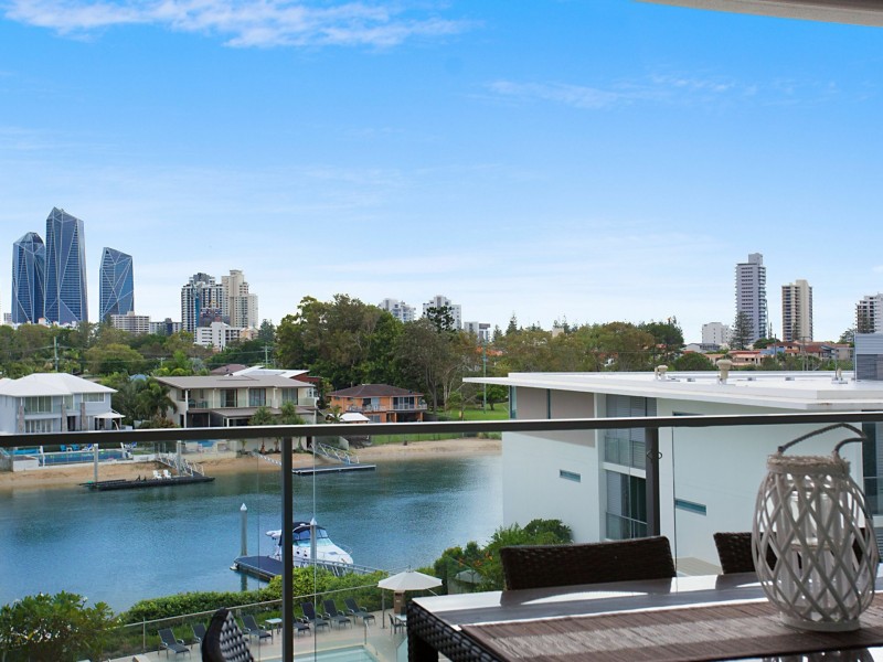 2313/33 T E Peters Drive, Broadbeach Waters QLD 4218