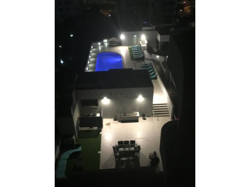 15 Victoria Avenue, Broadbeach QLD 4218