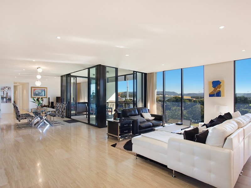 505W/1 Marina Drive, Benowa QLD 4217