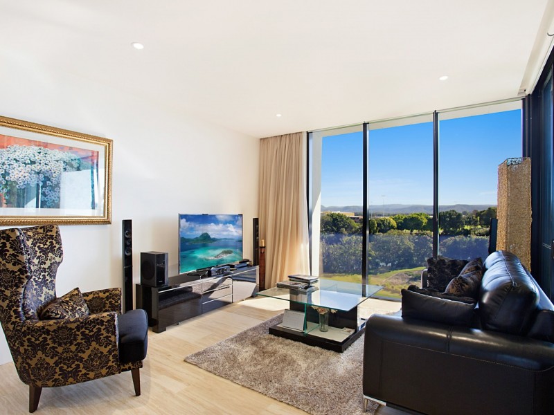 505W/1 Marina Drive, Benowa QLD 4217