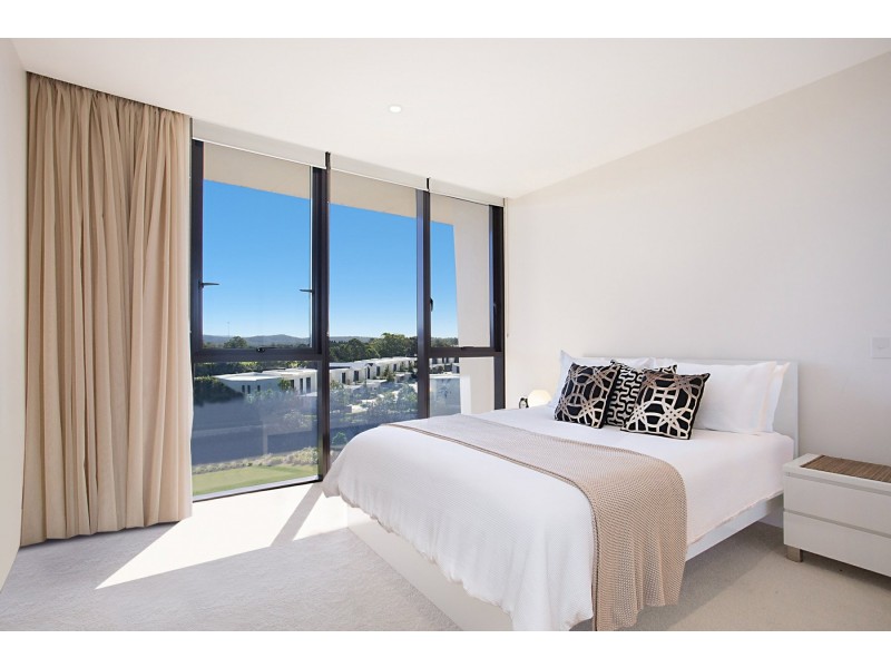 505W/1 Marina Drive, Benowa QLD 4217