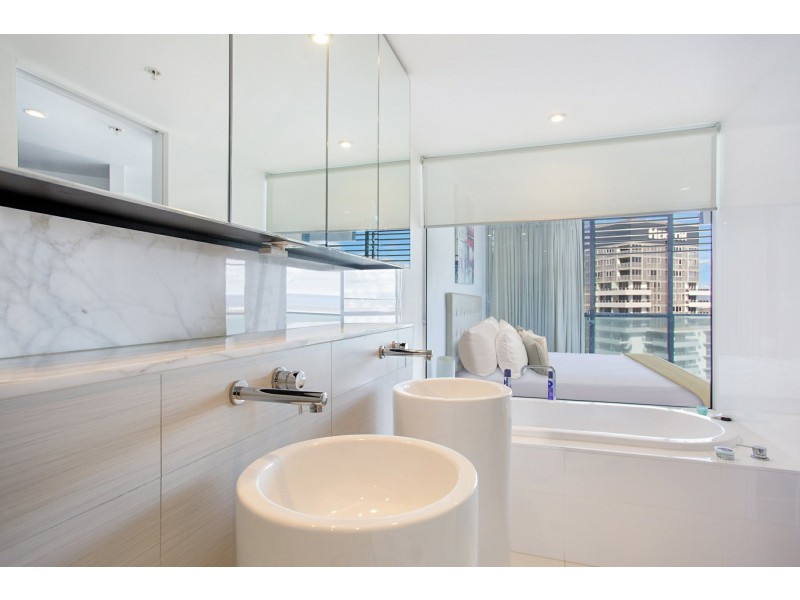 22502/21 Elizabeth Avenue, Broadbeach QLD 4218