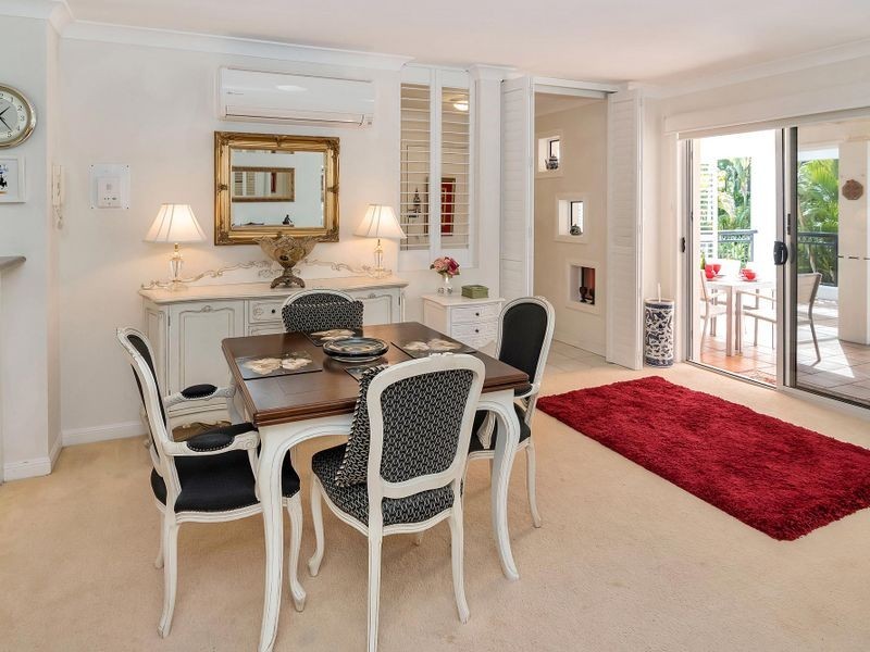 6/100 Cotlew St East, Southport QLD 4215