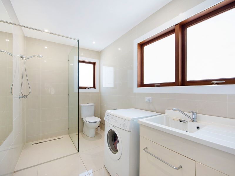 7 Pacific Boulevard, Broadbeach Waters QLD 4218